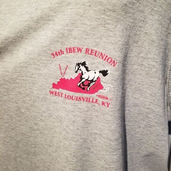 VINTAGE IBEW UNION TANK TOP 2XL 34TH WEST LOUISVILLE KY USA MADE 2002. (PUR1) - Picture 3 of 6